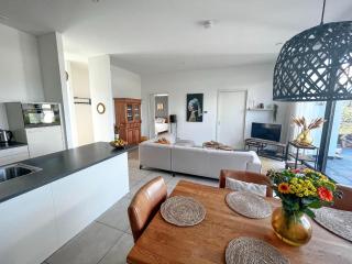 Holiday home in Zeewolde with garden - Zeewolde - 7
