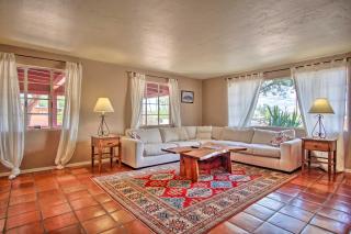 Stylish Tucson Home Backyard Oasis with Grill! - Tucson - 7