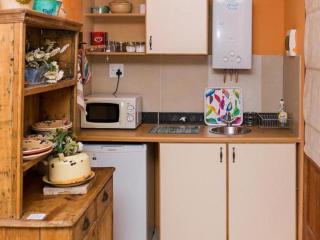 KAROOWERF GUEST HOUSE - 1