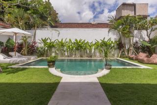 Charming 3 Bedrooms Villa Beach Walking Distance - Seminyak - 9