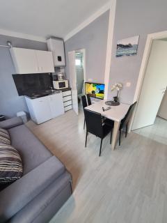 Apartments Lana - 30 m from the sea - 4