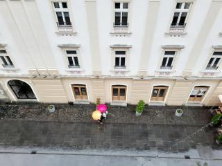 Timisoara Central Historical Center Apartment Liberty Union Square - Timişoara - 9