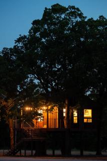 Mockingbird Treehouse 15 MIN to MagnoliaBaylor - - 3