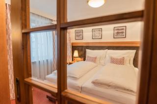 Hotel Ulli - 1