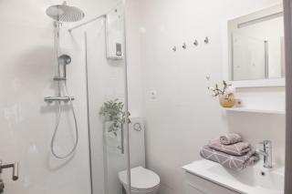 T&K Apartments near Messe Fair Trade Düsseldorf und Airport 1B - Duisburg - 5