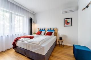 Apart House, Tylna 20 - 4