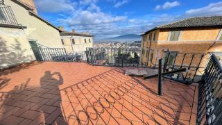 Central Spoleto 6 guests apt with terrace - Spoleto - 5
