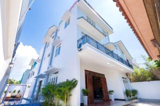T-Maison Boutique Villa, with Pool, Karaoke, Billiards, near beach, Vung Tau - 0