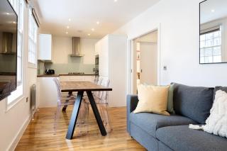 Spacious 4 bedrooms flat in New Oxford Street - Londen - 9
