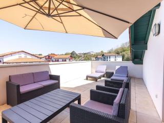 Appartement moderne à Hendaye, 400m de la plage, terrasse, parking et WiFi inclus - FR-1-2-371 - Hendaye - 0