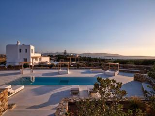 Costa Pounda Villas with private pools - Agia Irini Paros - 2