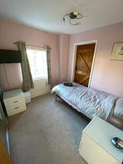 Carlton Cottage Country Retreat - Perfect for Ipswich - Aldeburgh - Southwold - Thorpeness - Sizewell B - Sizewell C - Sleeps 13 - 1