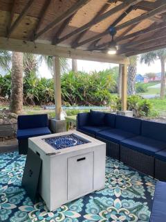 5 bed 4 bath pool table fire pit walk to beach - Daytona Beach - 8