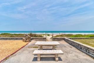 3 bedroom 2 bath home walking distance to beach - Ormond Beach - 9