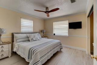 3 bedroom 2 bath home walking distance to beach - Ormond Beach - 7