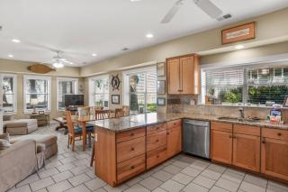 Saint Helena 129 Bay Point Road 1 - 3