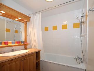 Bel Appartement · 2 Pièces · Aux 10m des Pistes · Balcon Sud-Ouest · Équipé & Familial - FR-1-344-811 - Les Menuires - 2