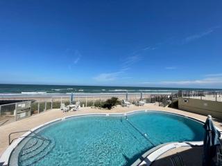 Cozy Ocean Condo with Pool Small Dog Friendly - Ormond Beach - 0