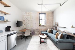 Flexhome Brewery District 2BR Apt M8 - Milwaukee - 9