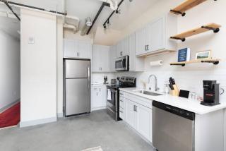Flexhome Brewery District 2BR Apt M8 - Milwaukee - 7