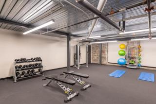 Brewery District 2-Story 2BR Apt Near Fiserv with Rooftop, Gym, and Parking - 8