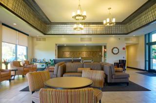 Best Western Plus Garden Court Inn - Fremont - 9