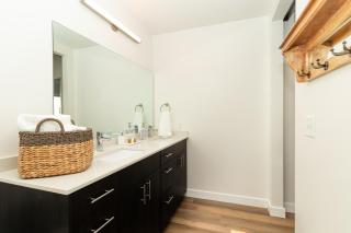Apartments Close to Downtown, Conventions, Airport, Mountains, Shopping - Salt Lake City - 1