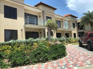 New! Cozy 1 Bedroom Condo- Gold Coast, Noord ARUBA - Palm-Eagle Beach - 7