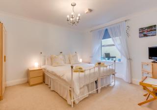 Redlands - Tenby - 4