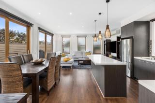 The SCOOP - Queenscliff - 2