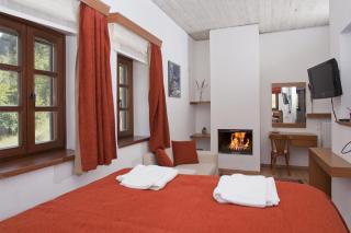Kerasies Guesthouse - Vovousa - 1