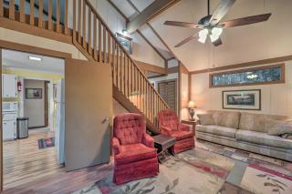 Ski Resort Cabin with Deck in Beech Mountain! - 6