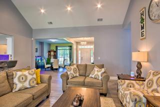 Bright Hopkins Home with Game Room and Fire Pit! - Hopkins - 6