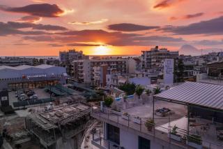 Deluxe οροφοδιαμέρισμα με υδρομασάζ κ' ταρατσόκηπο - Patra - 9