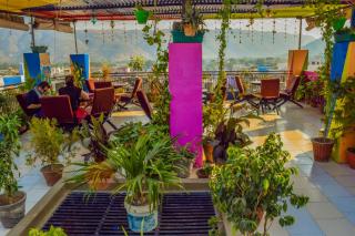 Hotel Everest - 1