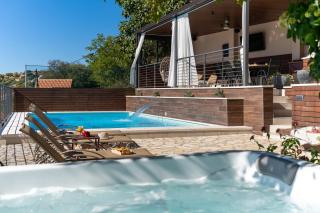 Villa Little Arya - Otok - 6