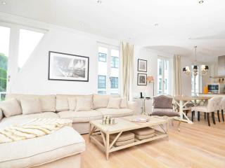 Villa "Johanna" Sellin - WG13 mit Kamin und zwei Balkonen - Ostseebad Sellin - 9