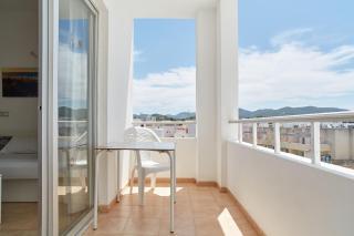 Apartamentos San Antonio Beach - San Antonio Bay - 5