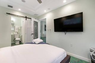 Heated Pool I Soundproof Home I Firepit I 630Mbps - Hollywood - 5