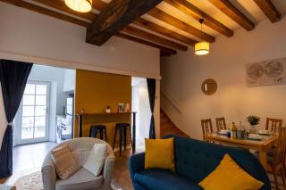 Maison au pied du Château-Cour-Proche Centre Ville - 6