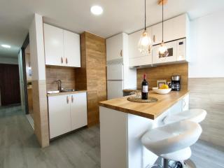 Light Blue Holiday Home - 7