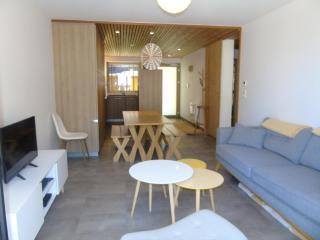Confort et modernité: Appartement 60m² pour 4 personnes avec balcon, WIFI, proche du centre et pistes. - FR-1-198-164 - 7