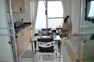 Staycation at Tagaytay 1733 Wind Residences with Taal Lake view WIFI and free parking - Tagaytay - 4