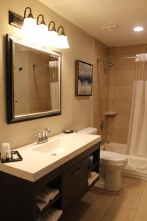 Bell & Main Alamosa Studio Suite-Walking distance to downtown - Alamosa - 2