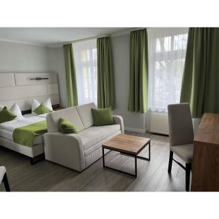 Hotel und Restaurant Kranichsberg - Woltersdorf - 0