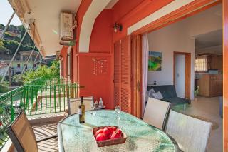 Golden Flower's Apartment - 8