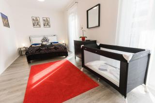 New Blue Danube Apartment with Balcony and Parking - Budapest - 4