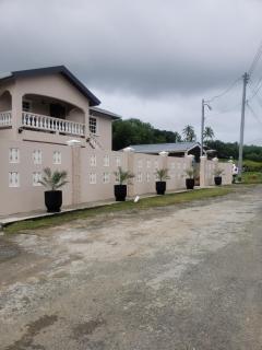 Skyland Oasis - Carnbee Village - 5