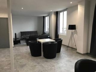 Appartement 10 pers face gare SNCF Appart Hotel le Cygne A - Bourges - 9