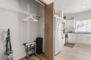 Brand New 2 Bed 2 Bath Near Perry District and DT - Spokane - 5